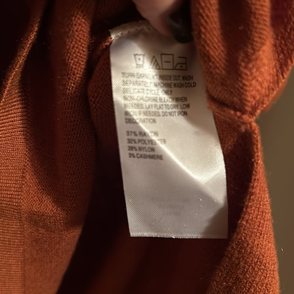 Iman 2 piece rust set, pants ribbed wide leg, size medium, top has some bling - Picture 7 of 8